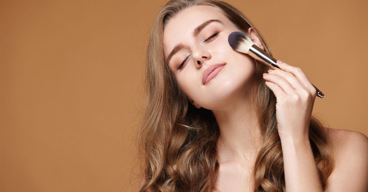 Yüz Şeklinize Göre Allık Uygulama Teknikleri