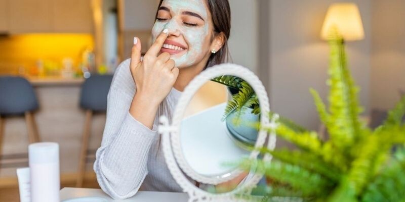 En İyi Nemlendirici Maskeler ve Kürler