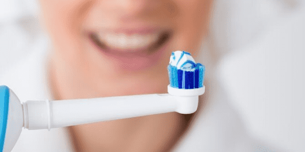 ŞARJLI DİŞ FIRÇALARI NASIL KULLANILIR?