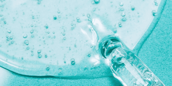 Kırışıklık Karşıtı Tam Nemlendirme için İhtiyacınız Olan Hyalüronik Asit!