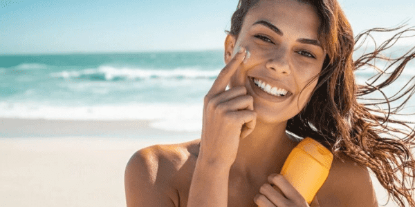 Akneli Ciltler için Güneş Kremi Tercihi Nasıl Olmalıdır?
