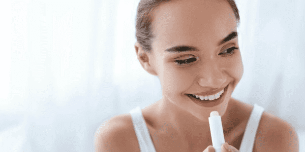 Sert Geçen Kış Aylarını Doğru Dudak Bakımı ile Atlatalım!